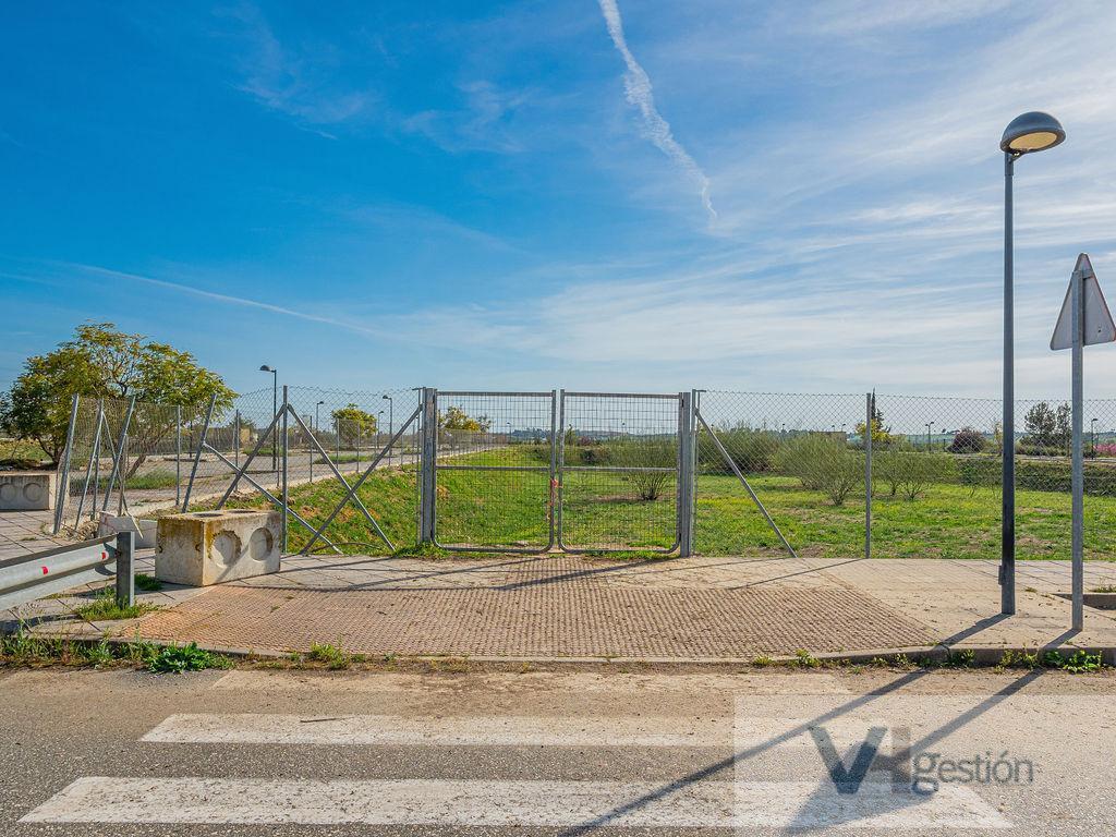 Venta de terreno en Gelves