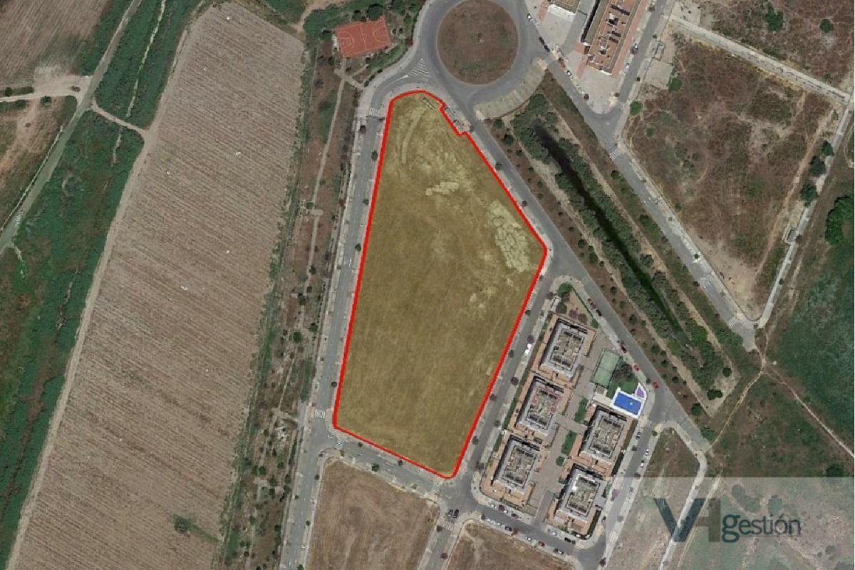 Venta de terreno en Gelves