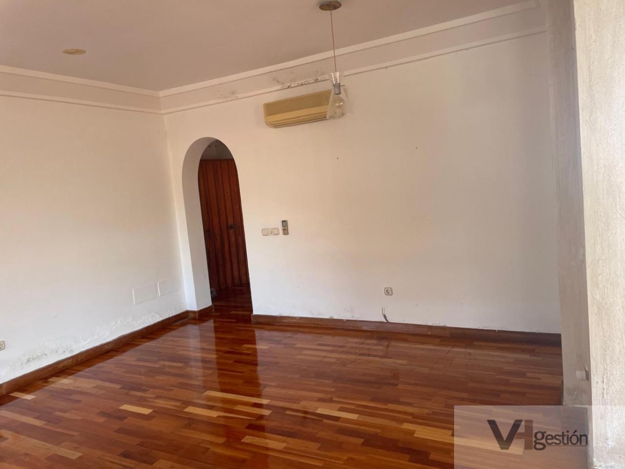 For sale of flat in Mijas