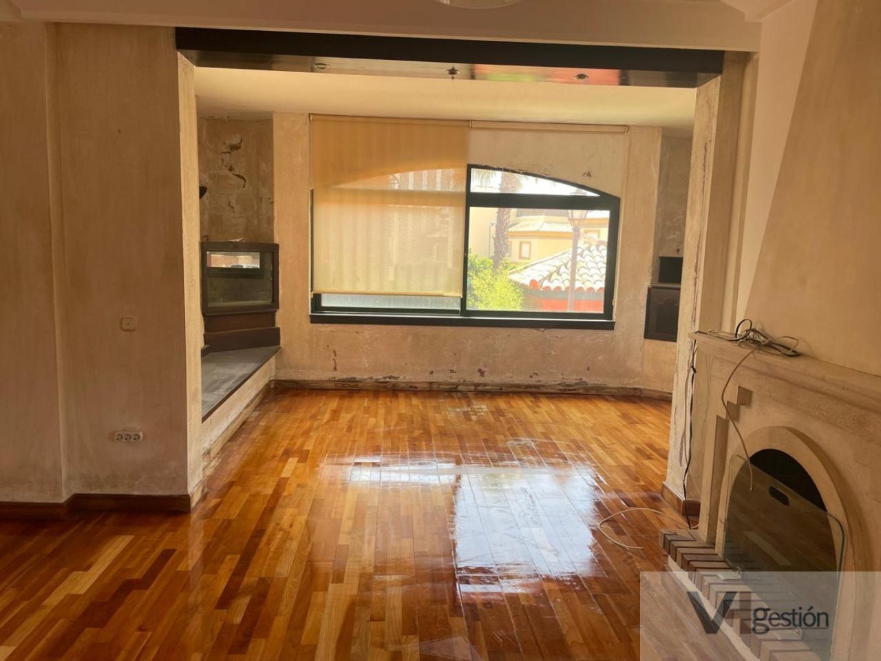 For sale of flat in Mijas