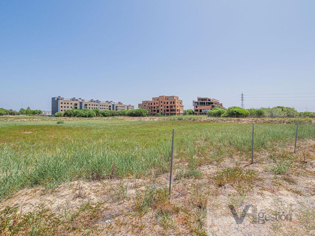 Venta de terreno en Gelves