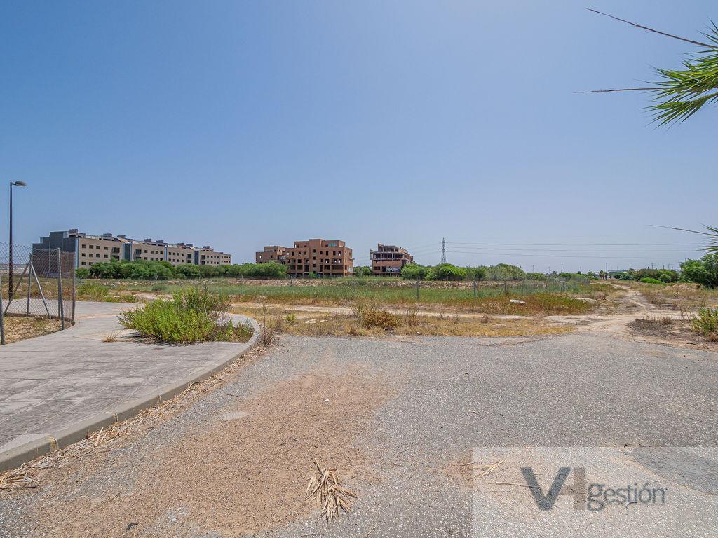 Venta de terreno en Gelves