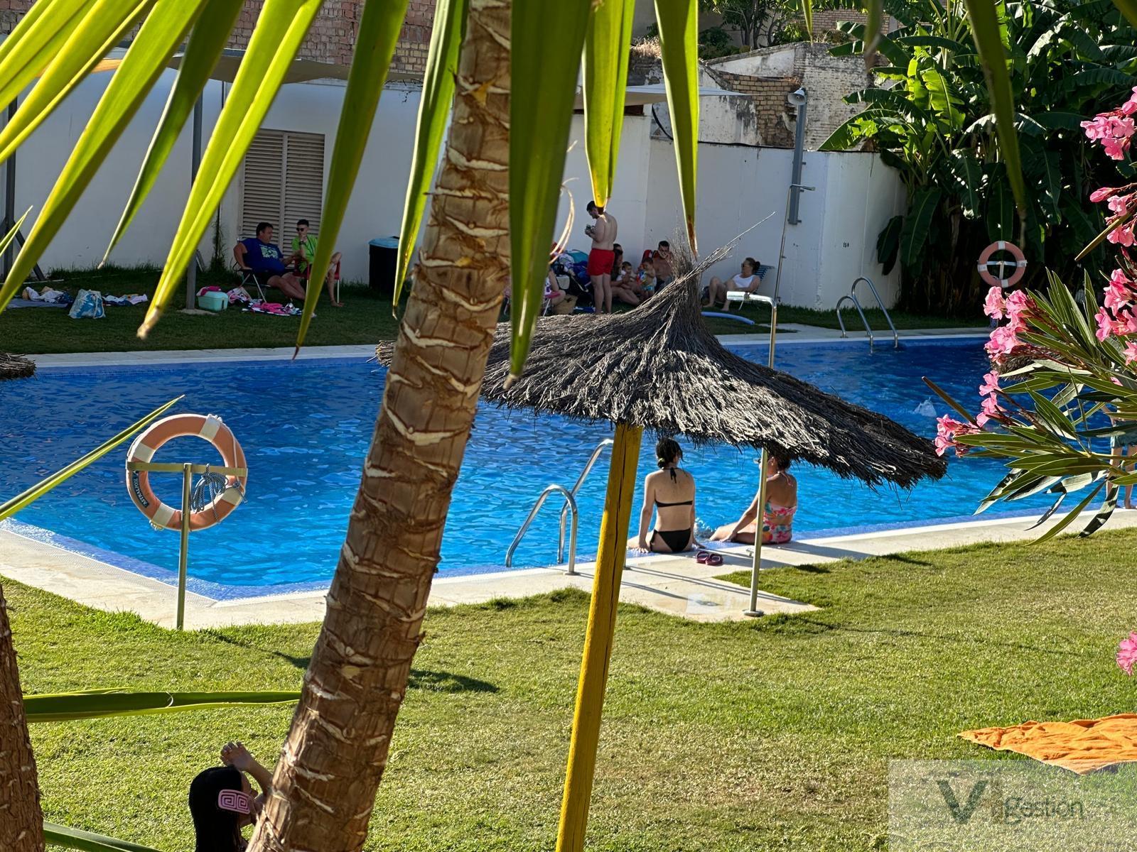 For sale of house in La Algaba