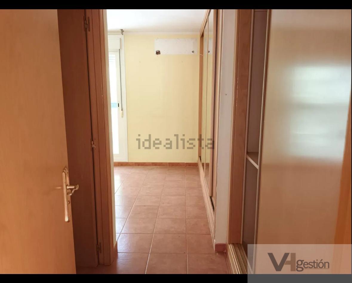 For sale of house in La Algaba