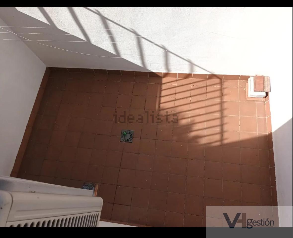 For sale of house in La Algaba