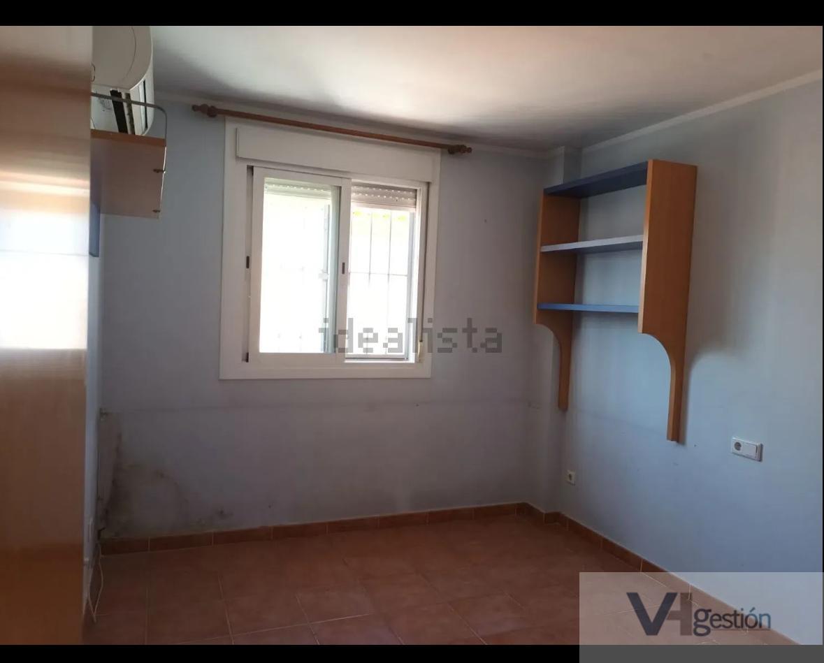 For sale of house in La Algaba