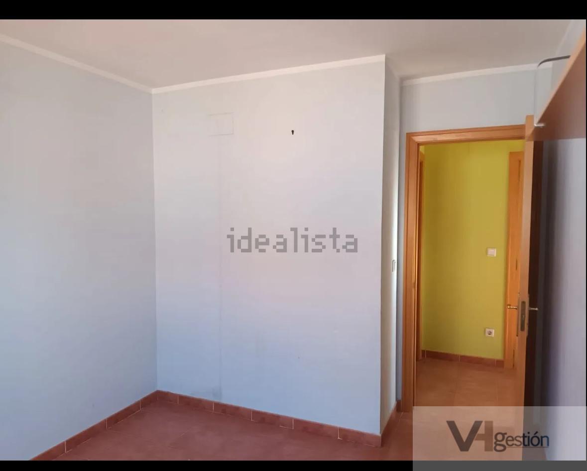 For sale of house in La Algaba