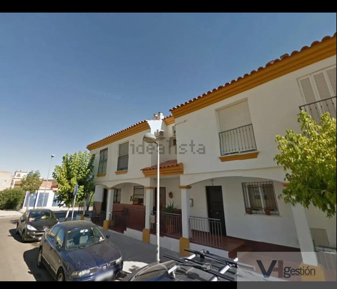 For sale of house in La Algaba