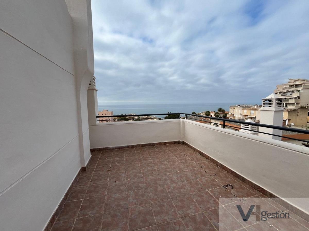 For sale of penthouse in Benalmádena Costa