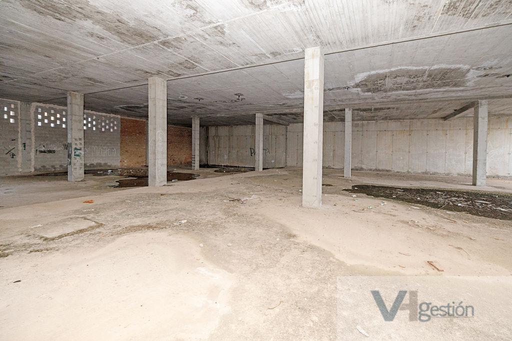 For sale of building in Villamartín