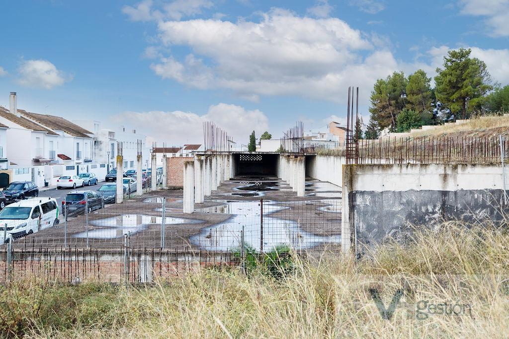 For sale of building in Villamartín