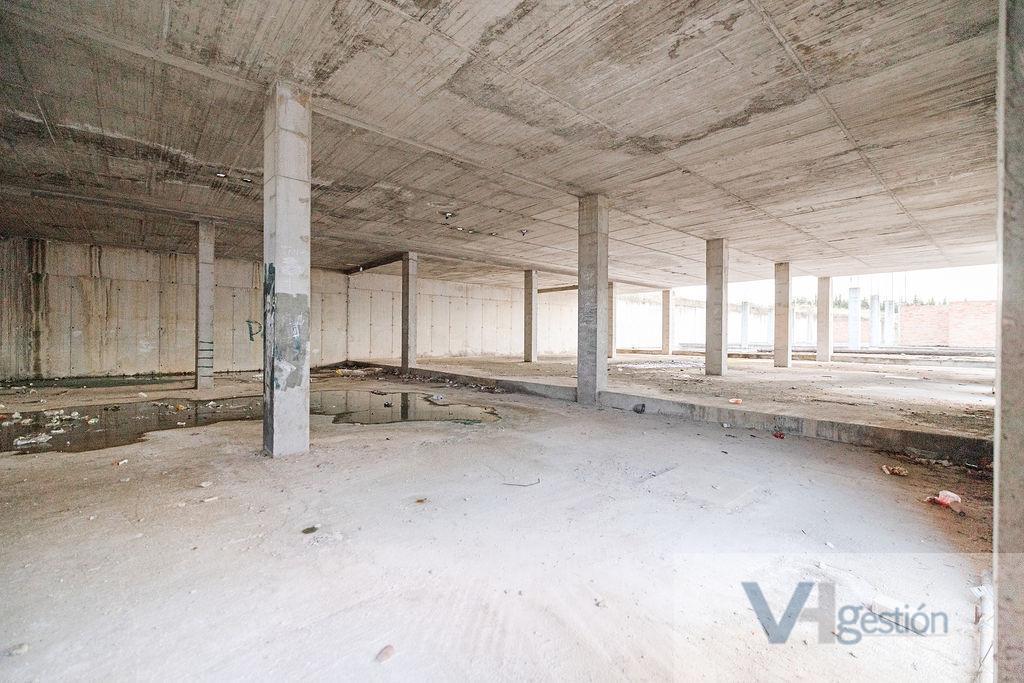 For sale of building in Villamartín
