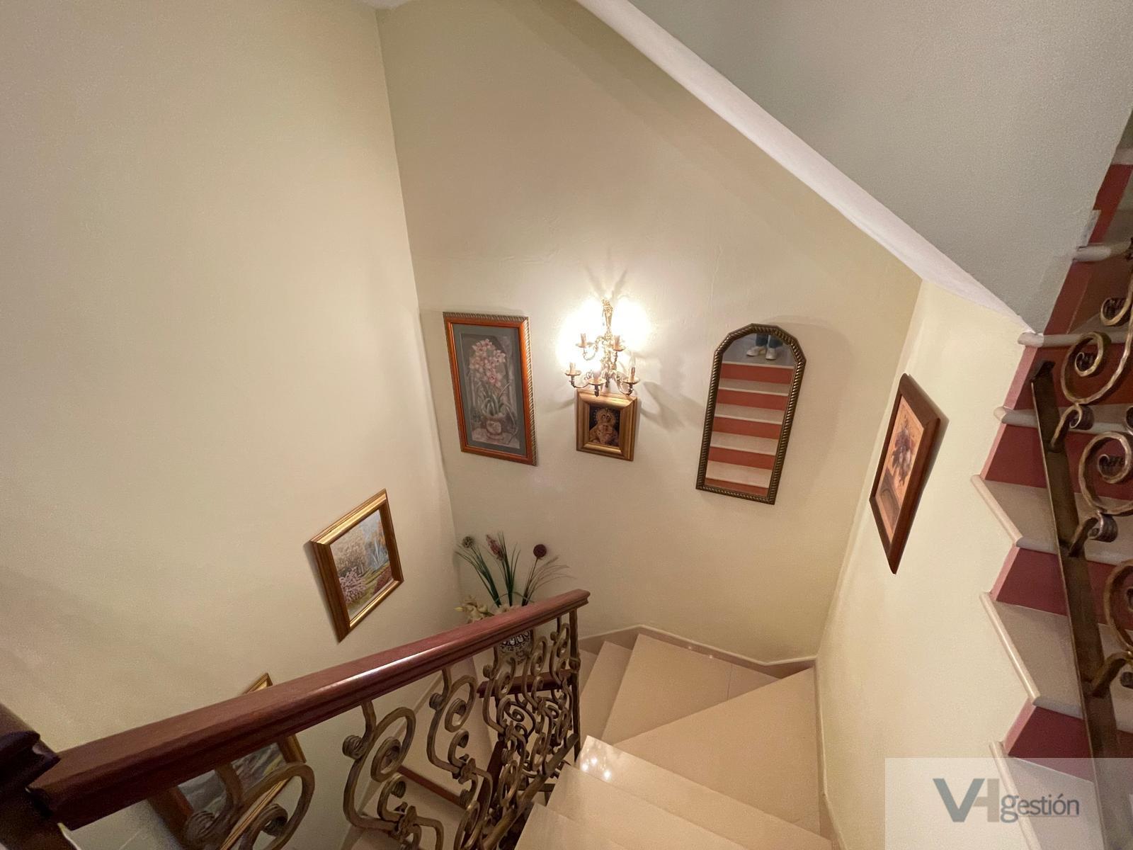 For sale of house in Villamartín