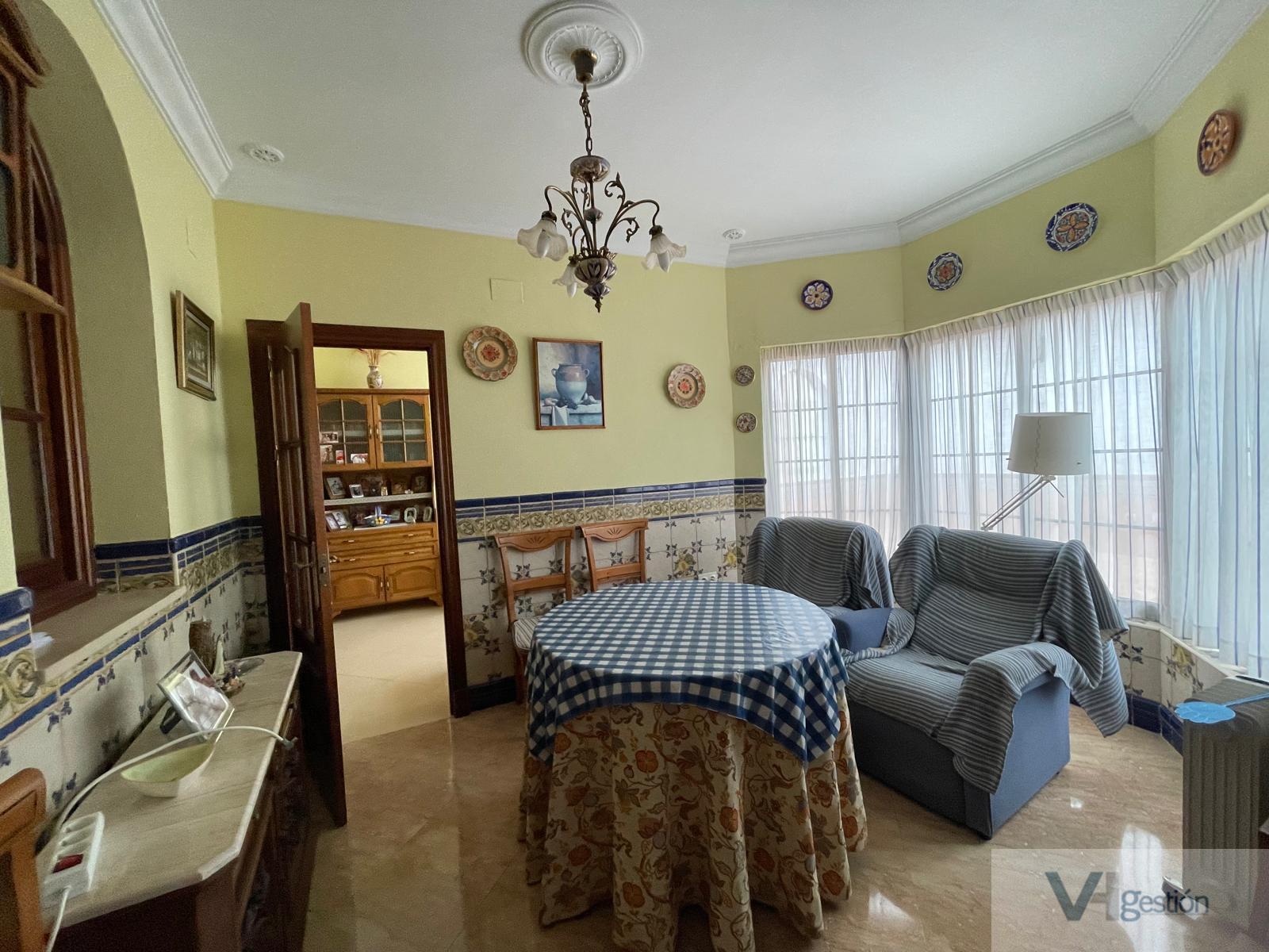 For sale of house in Villamartín