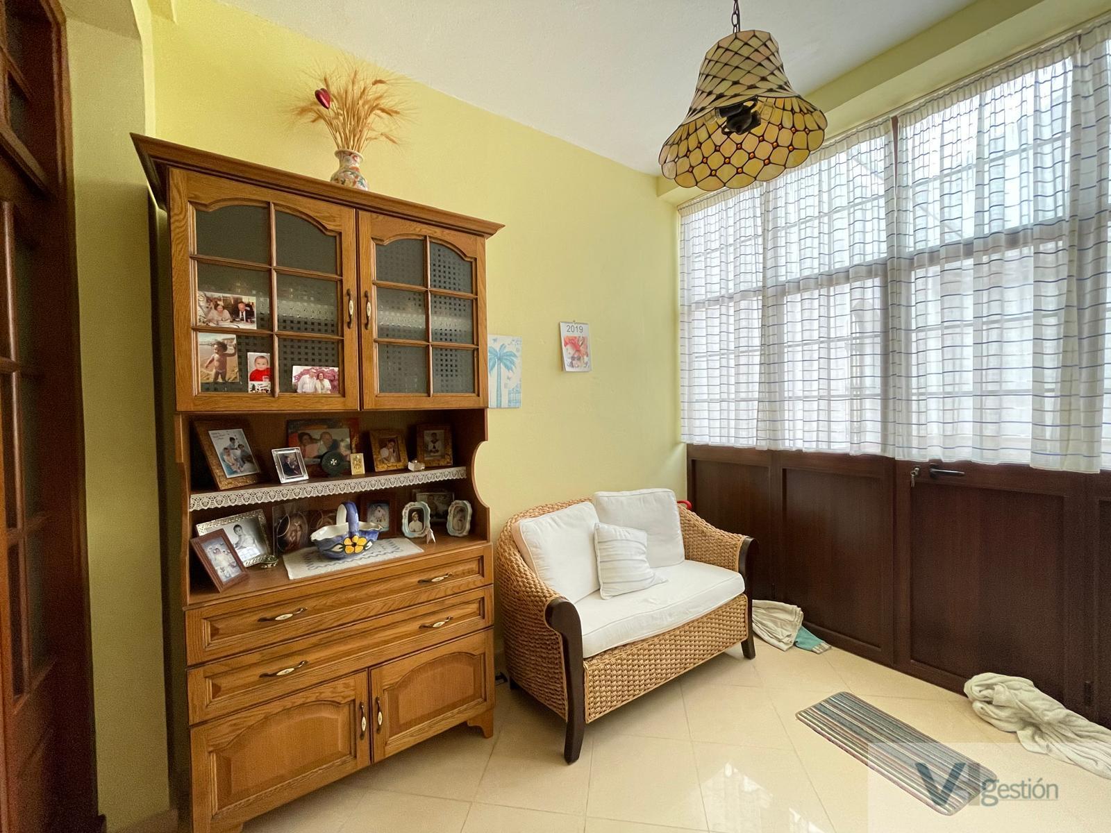 For sale of house in Villamartín