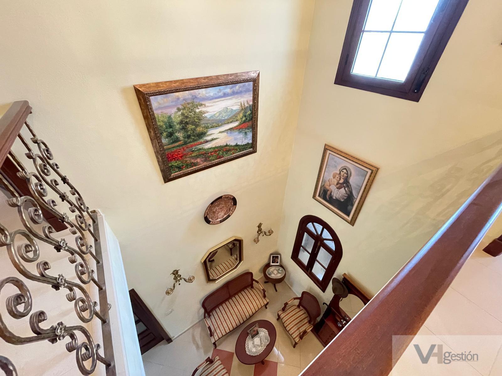 For sale of house in Villamartín