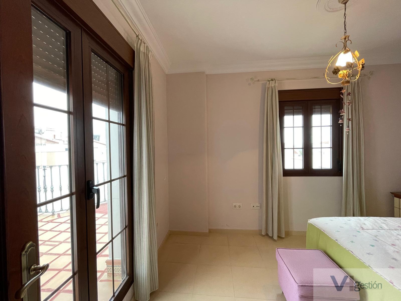 For sale of house in Villamartín