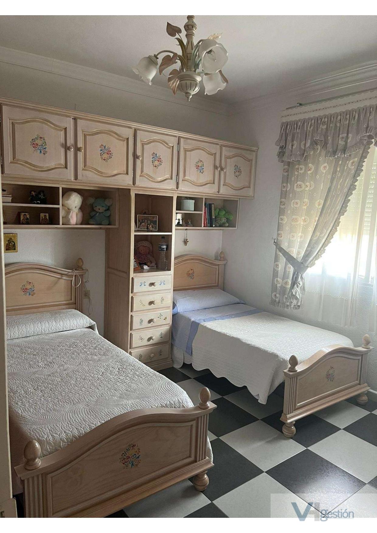For sale of rural property in Villamartín