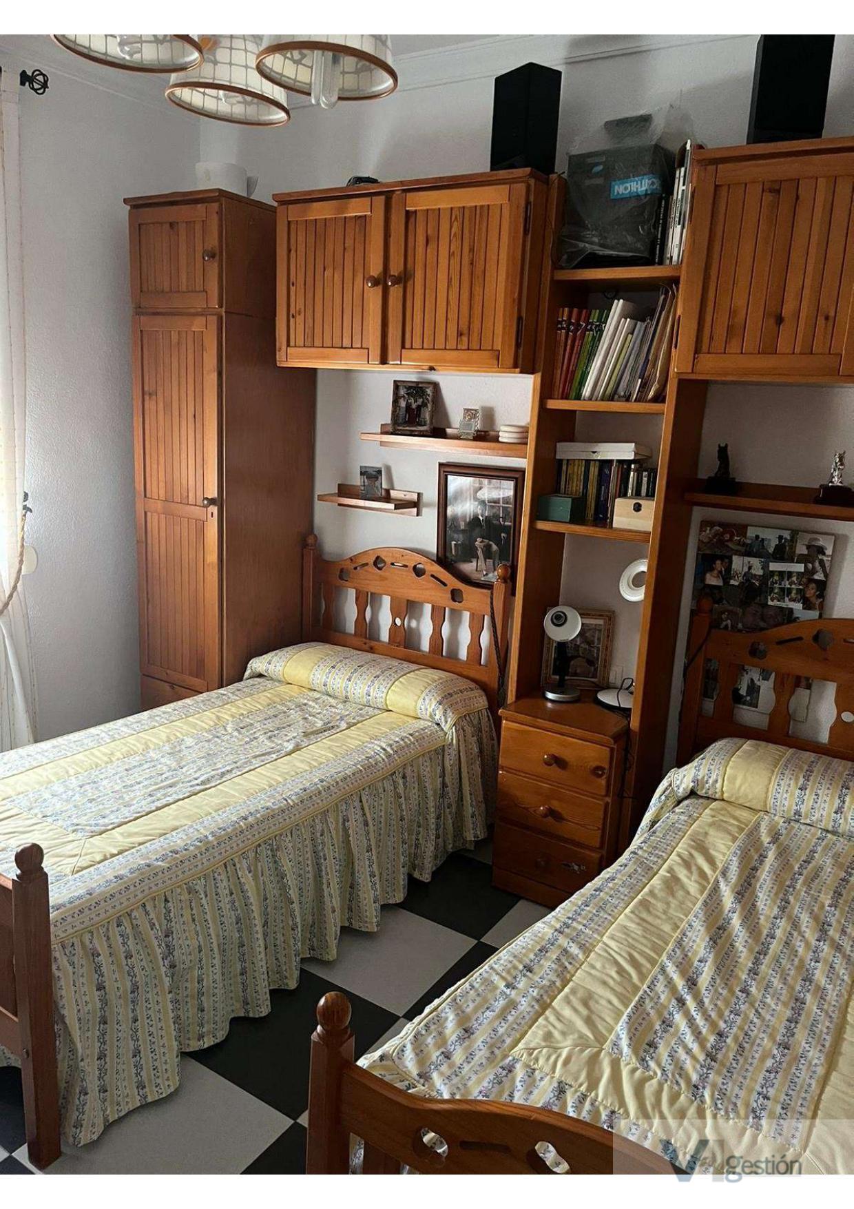 For sale of rural property in Villamartín