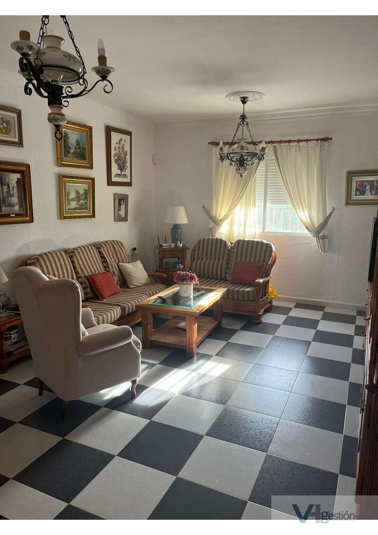 For sale of rural property in Villamartín