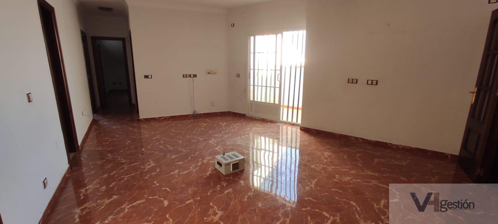 For sale of flat in Olvera