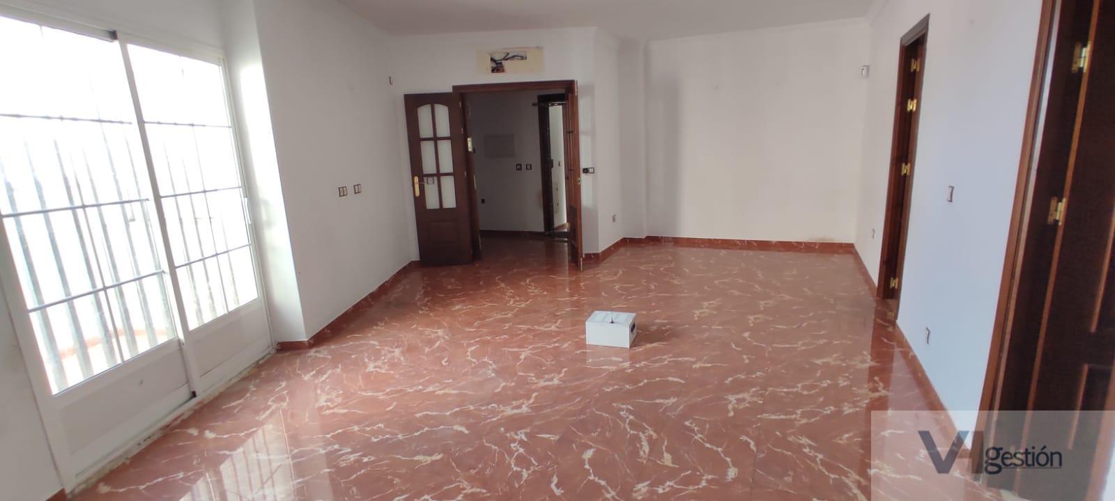 For sale of flat in Olvera