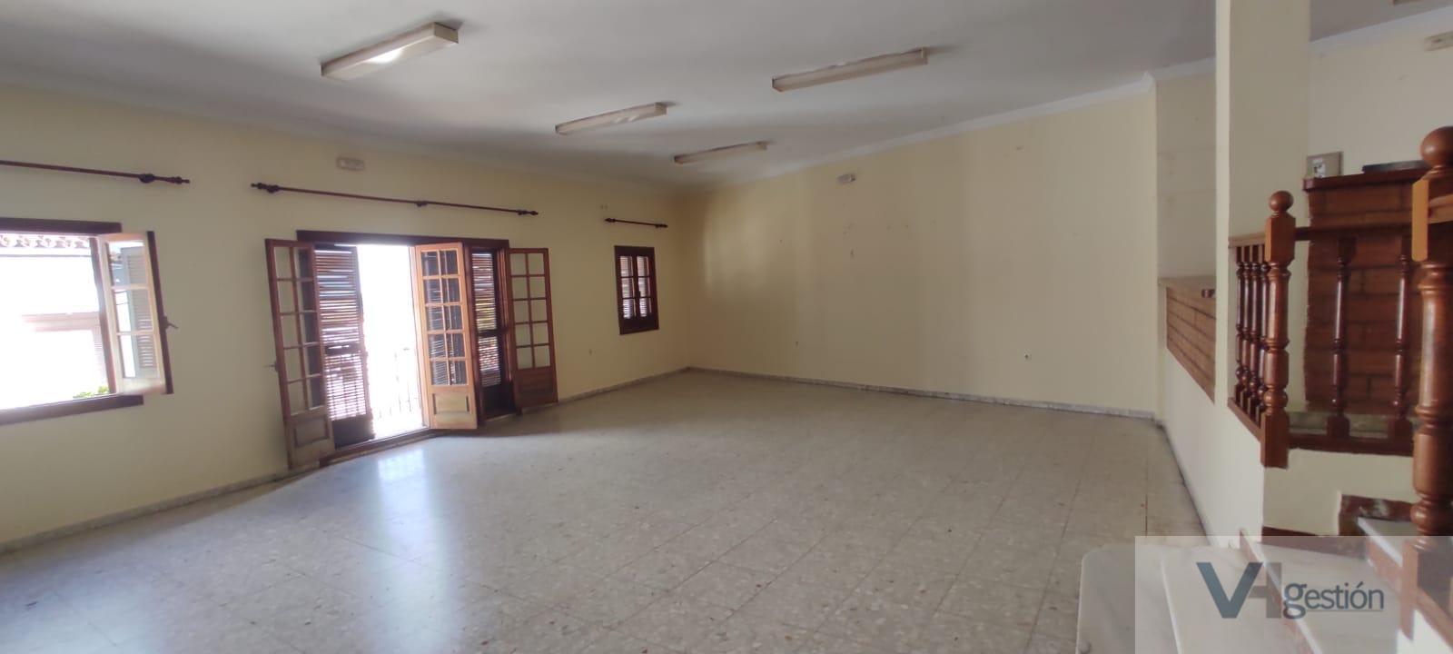 Venta de local comercial en Jimena de la Frontera