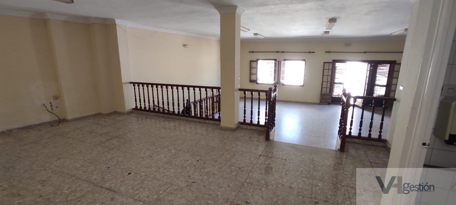 Venta de local comercial en Jimena de la Frontera