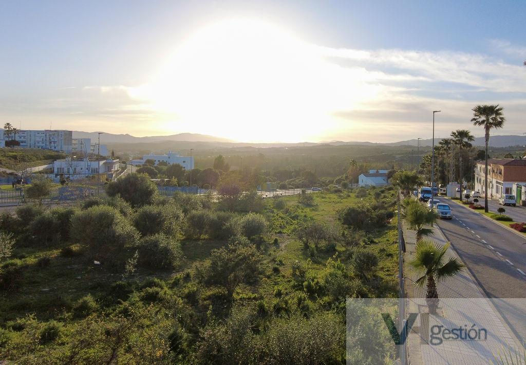 For sale of land in San Roque