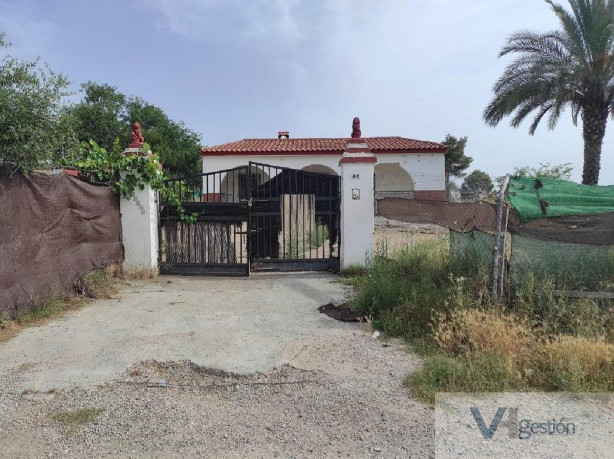 For sale of house in Sanlúcar la Mayor