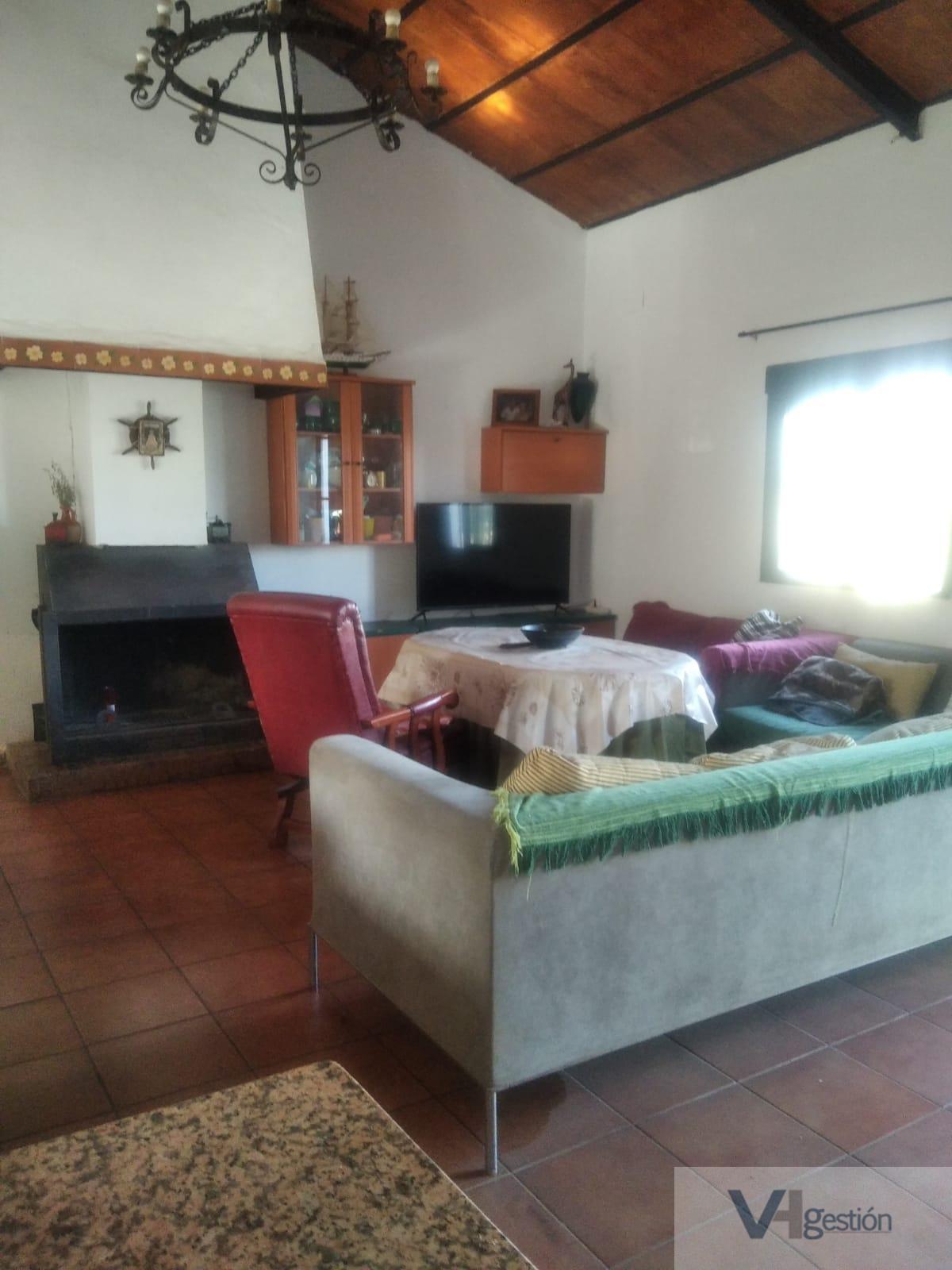 For sale of rural property in Villamartín