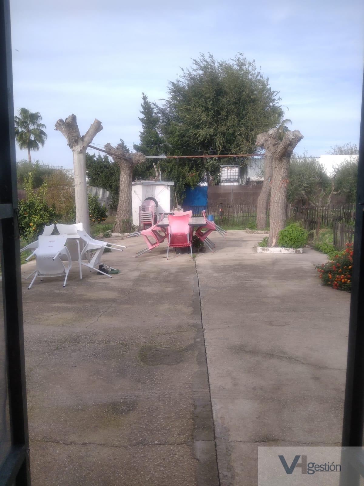 For sale of rural property in Villamartín
