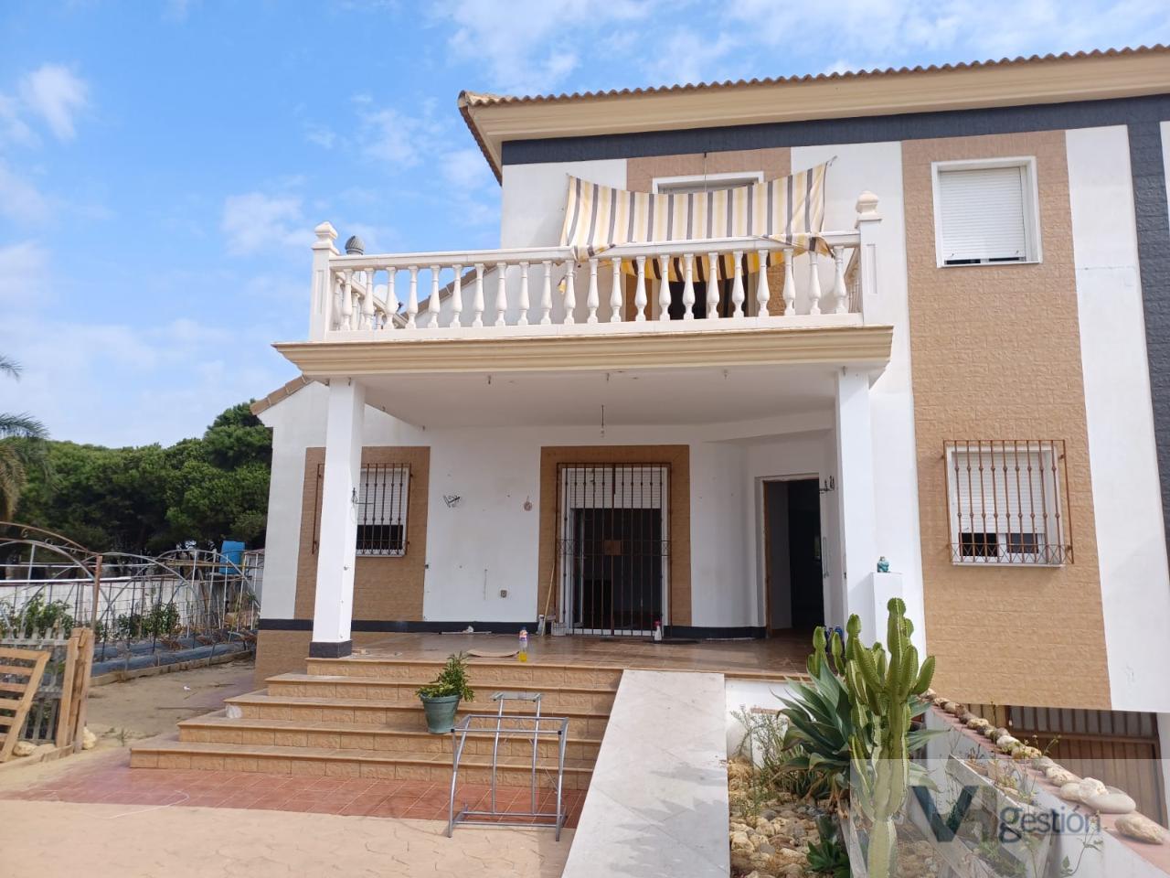 For sale of chalet in Palos de la Frontera