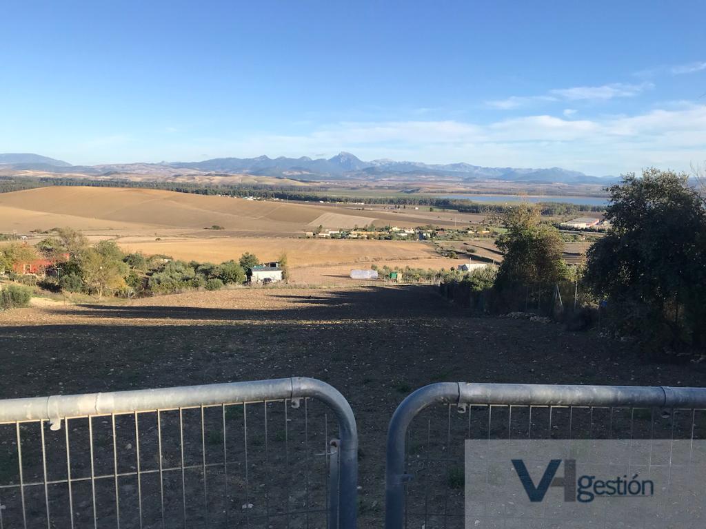 Venta de terreno en Bornos