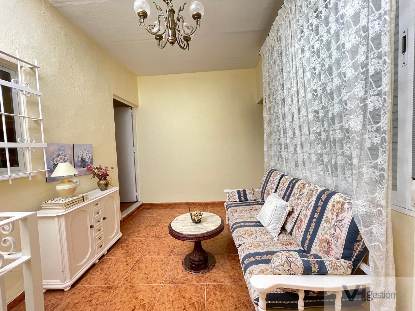 For sale of house in Villamartín