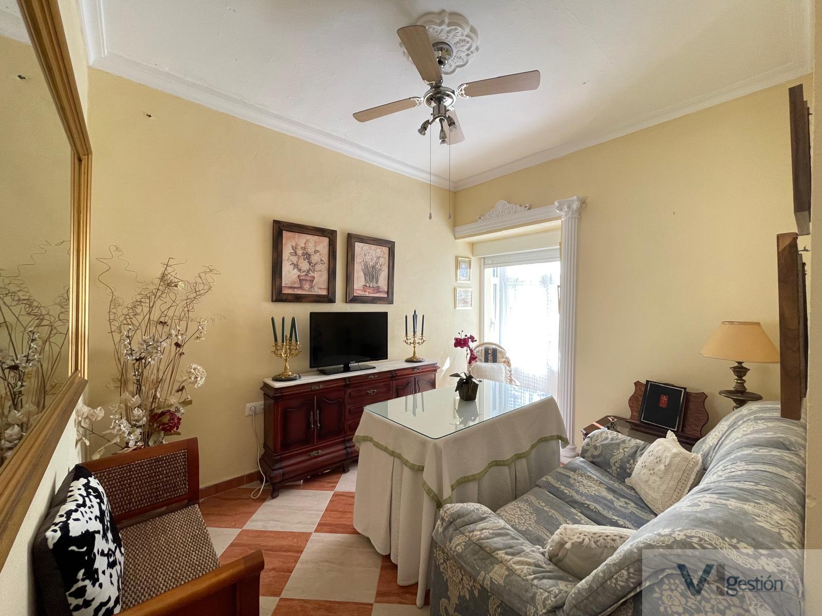 For sale of house in Villamartín