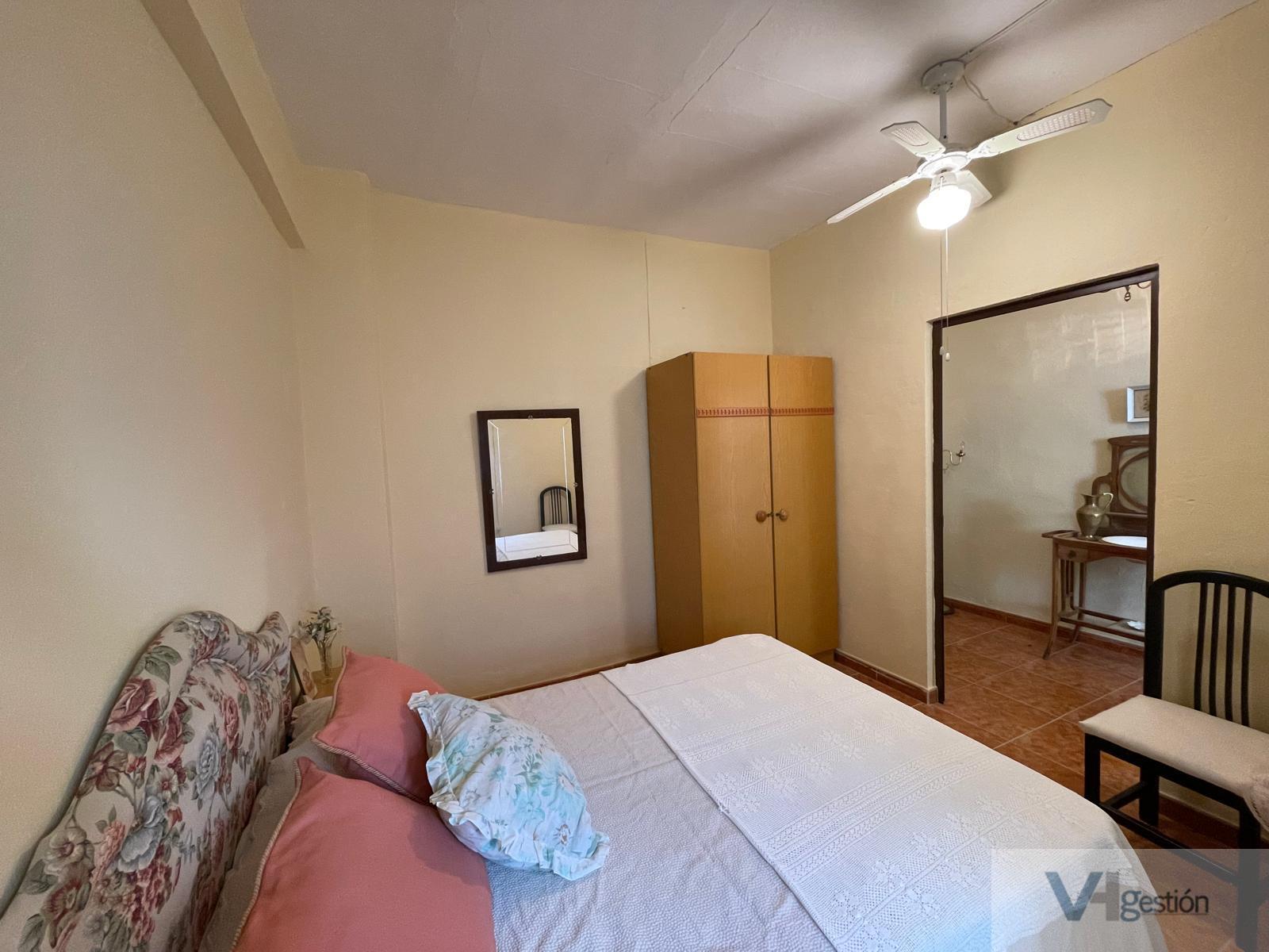 For sale of house in Villamartín