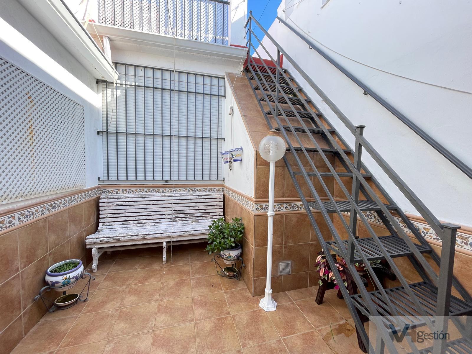 For sale of house in Villamartín