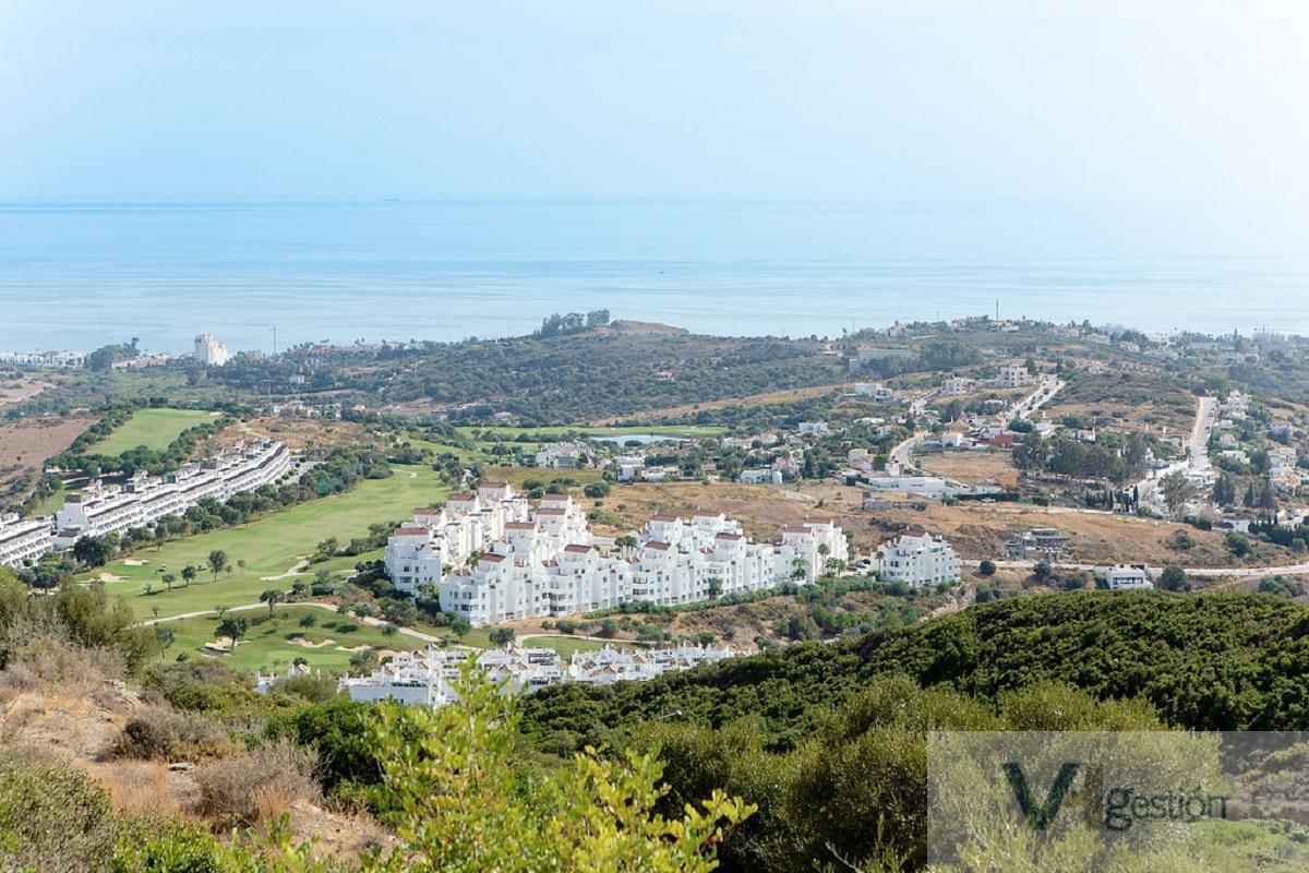Venta de terreno en Estepona