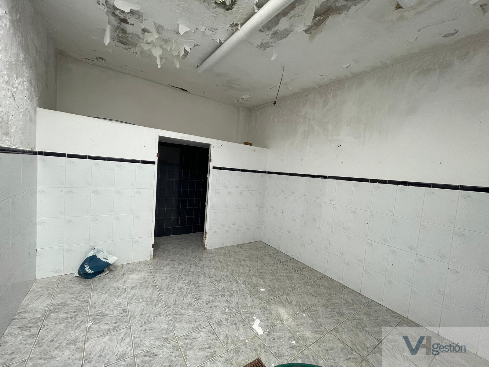 For sale of house in Villamartín