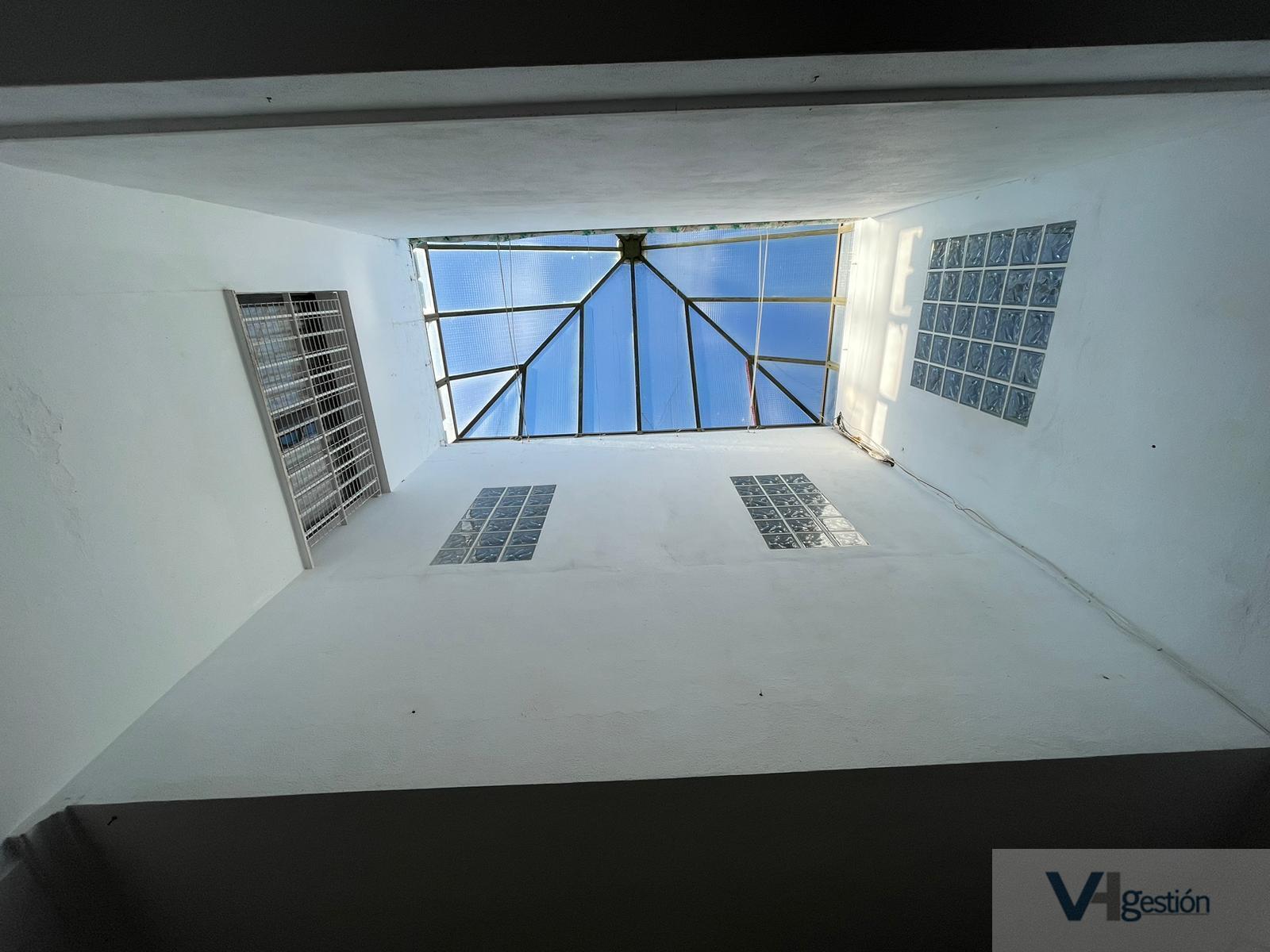 For sale of house in Villamartín