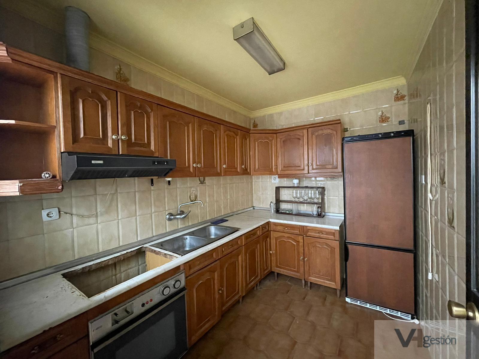 For sale of house in Villamartín