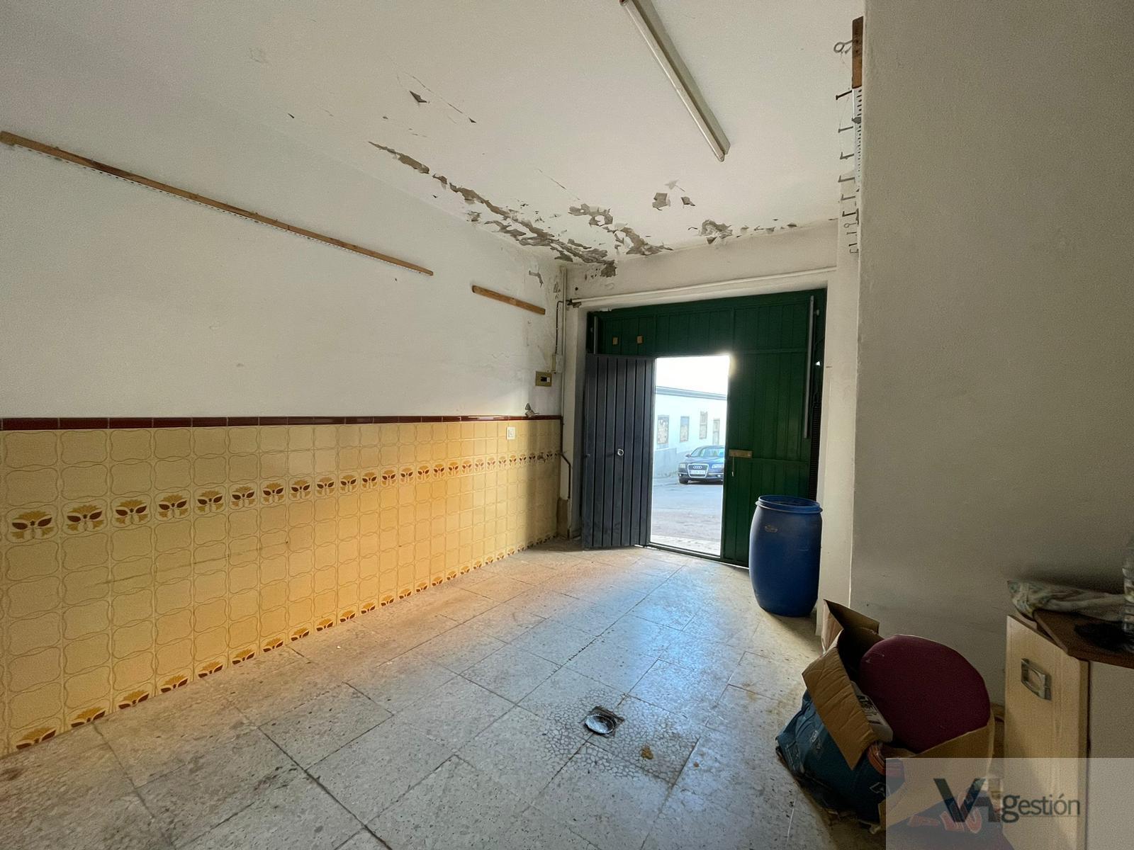 For sale of house in Villamartín