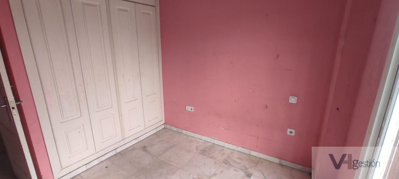 For sale of duplex in Gelves