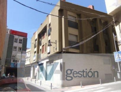 For sale of commercial in Algeciras