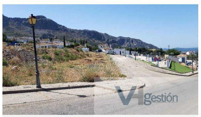 Venta de terreno en Benaocaz