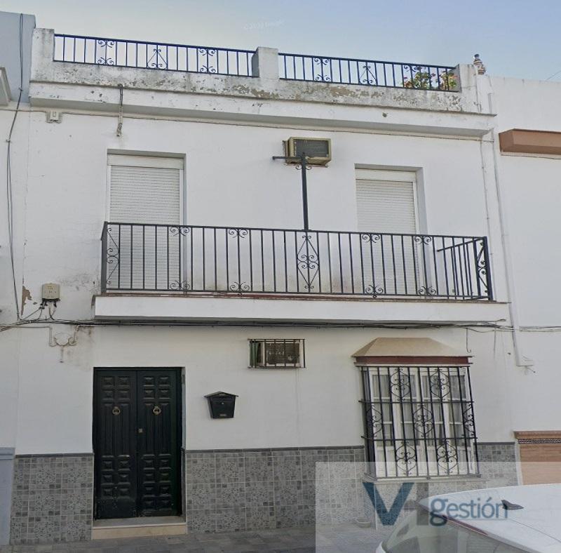 Venta de casa en Marchena