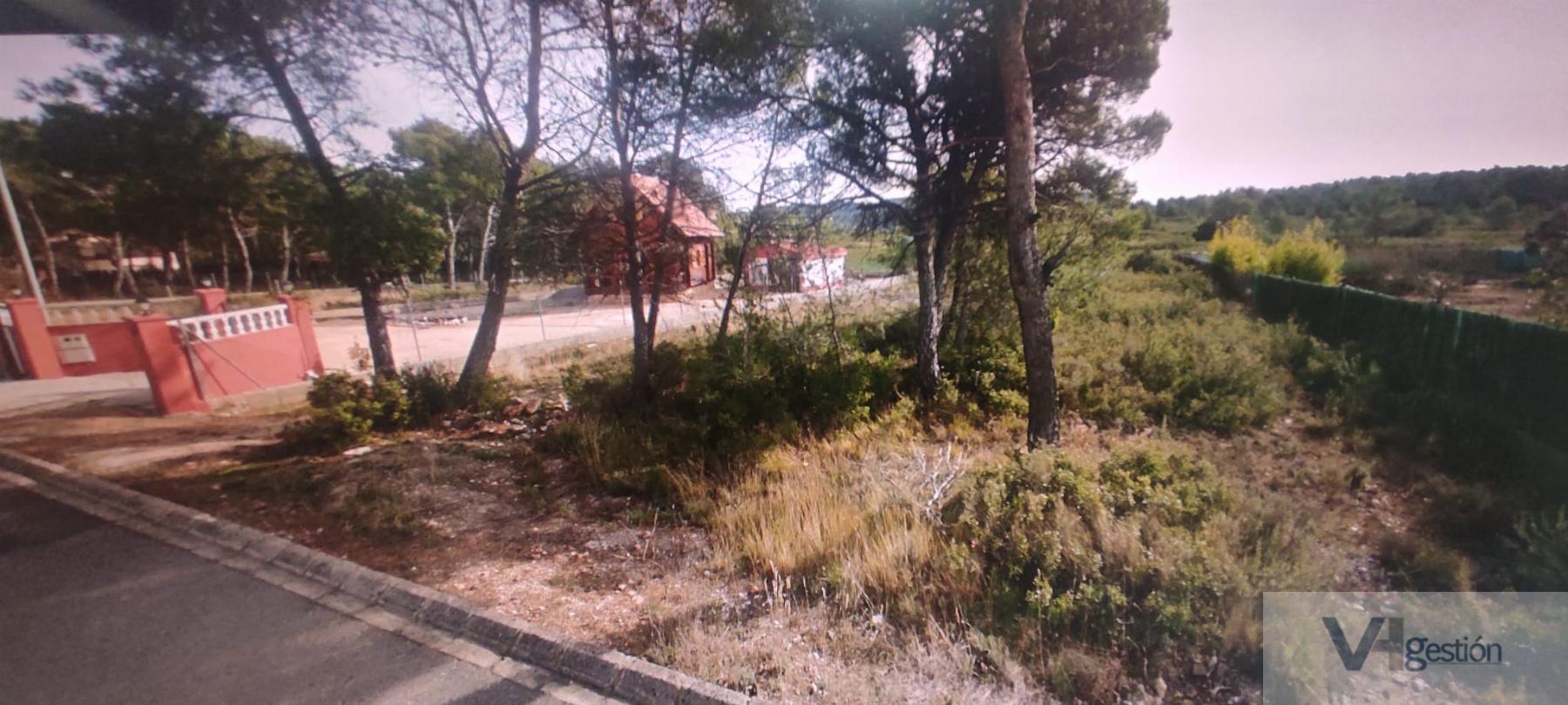 For sale of land in Querol