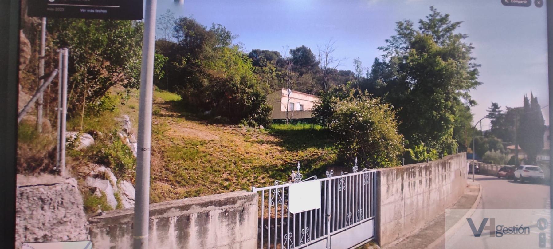 For sale of land in Montseny