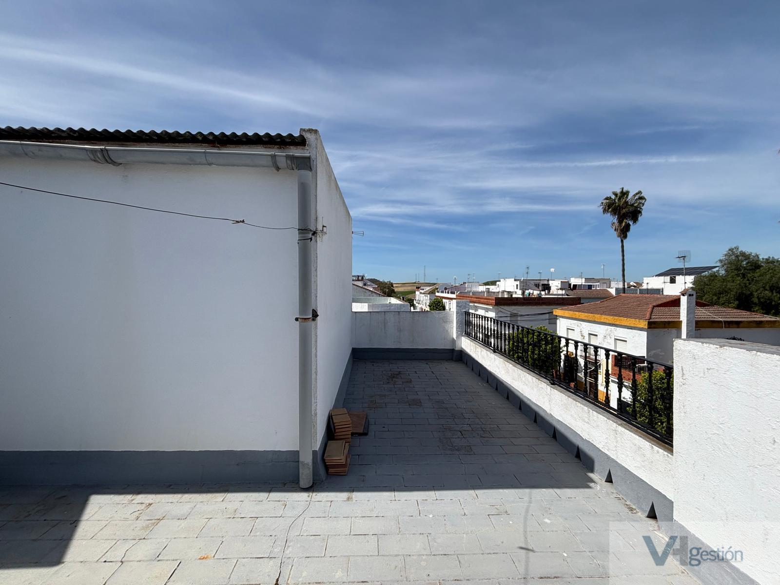 For sale of house in Villamartín